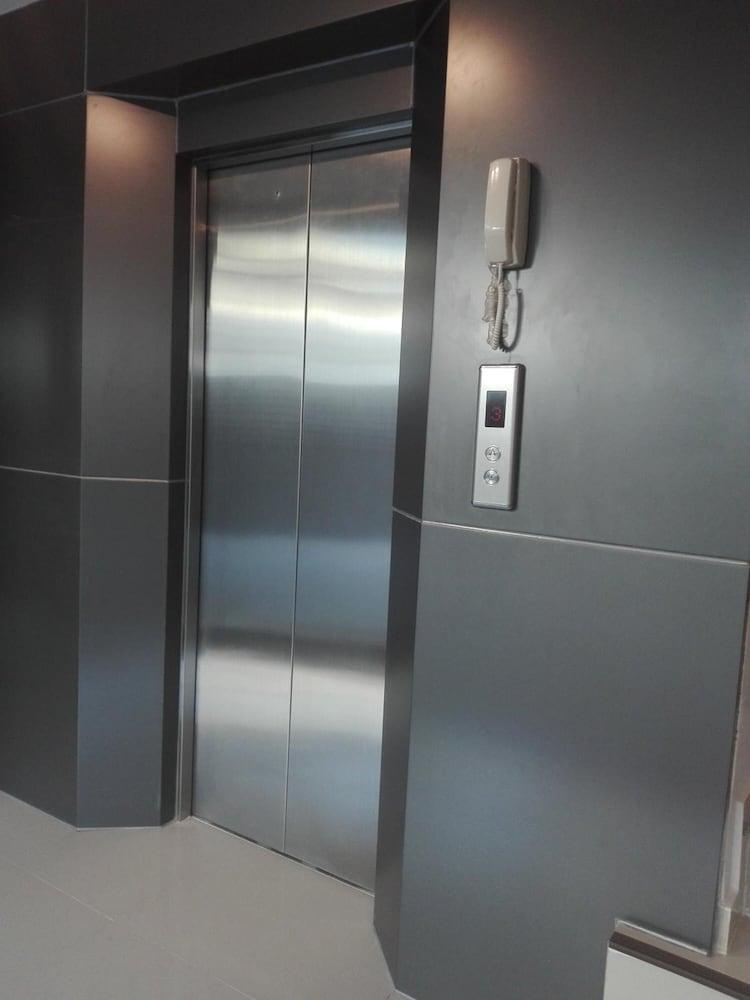 Aparthotel Ud House Udon Thani Esterno foto